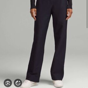 NWT Lululemon Utilitech Relaxed-Fit Mid-Rise Trouser size 6 black night